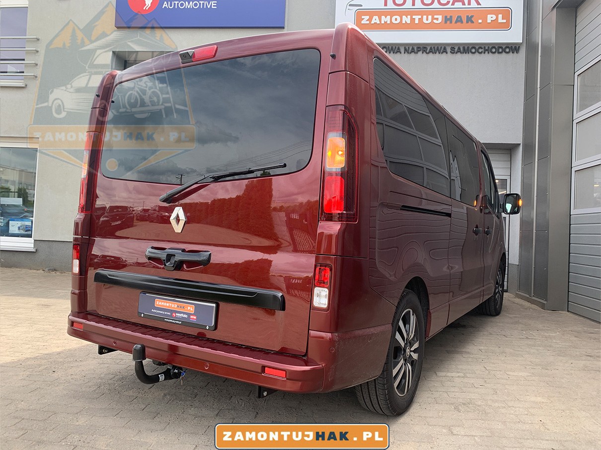 Montaż haka Renault Trafic